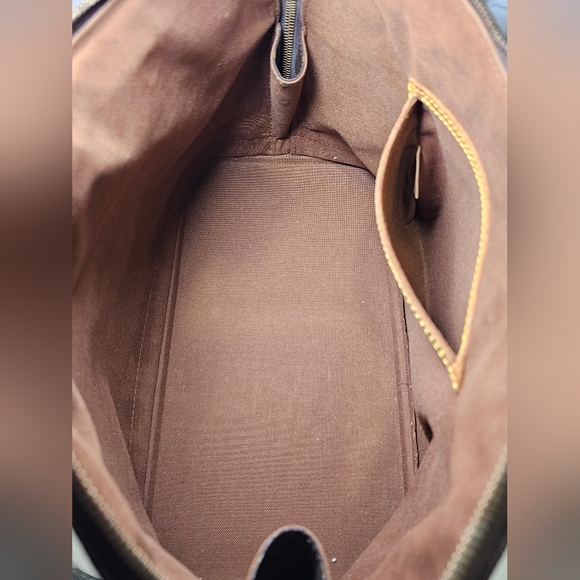 Louis Vuitton Alma PM - Picture 10 of 13